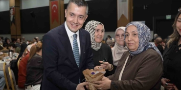 esenyurtta-anneler-gunu-programinda-kadin-dogum-ve-cocuk-hastanesi-mujdesi-TMWaOOqb.jpg