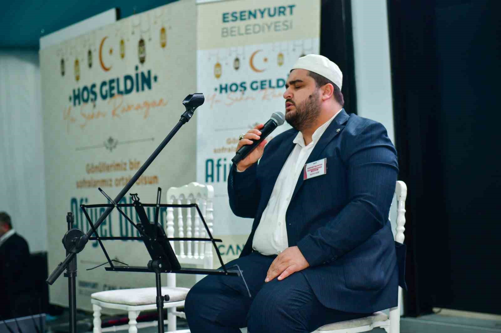 esenyurtta baskan vekili can aksoy ilk iftarini sehit ailesiyle acti 4 5np8qAIO