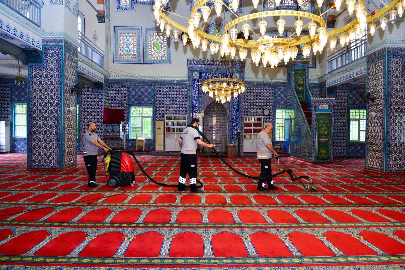 esenyurtta bayram oncesi kapsamli temizlik seferberligi 3 dsiY31Au