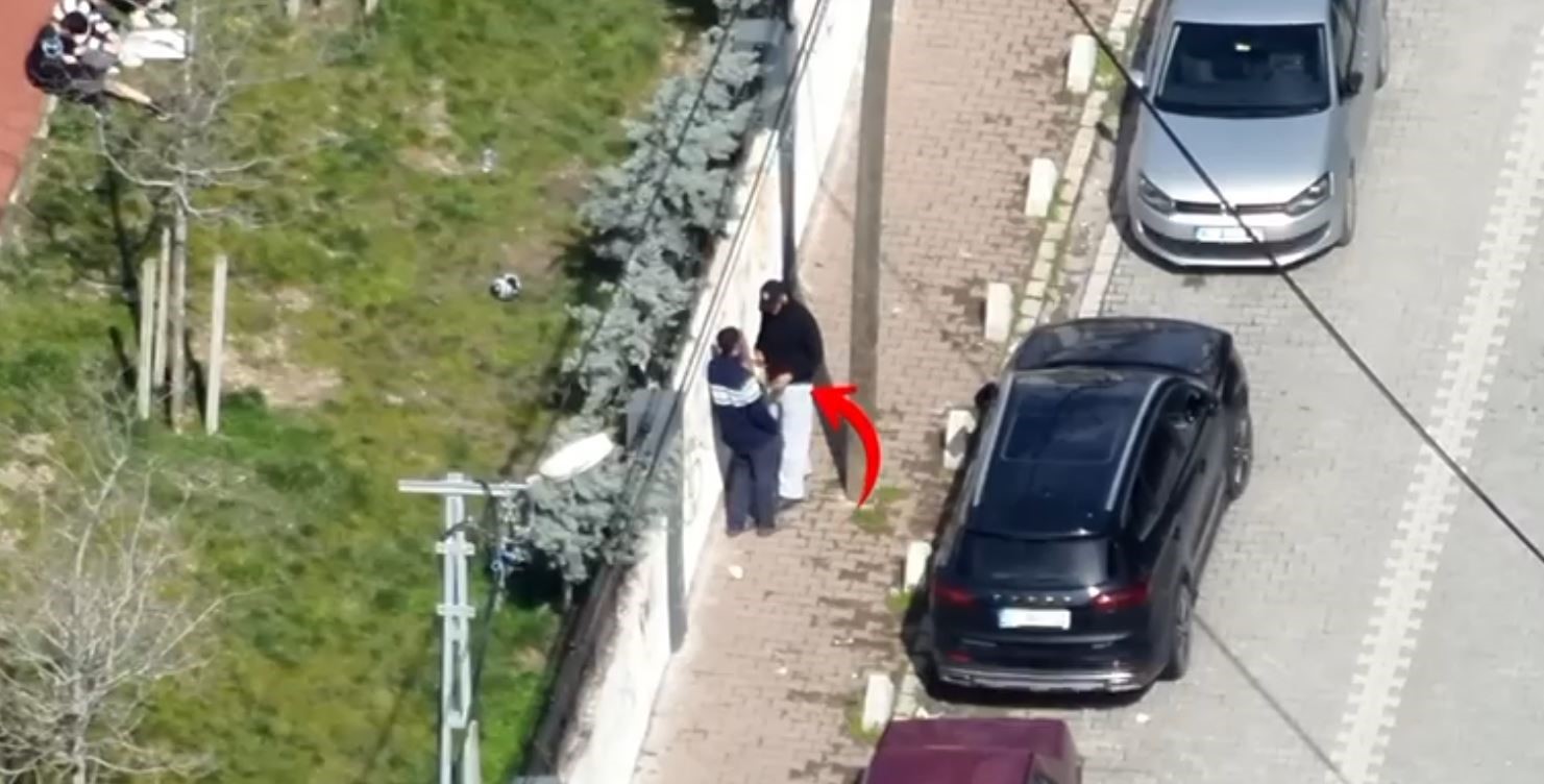 esenyurtta el sikisma yontemiyle uyusturucu ticaretine polis baskini 5 gozalti 0 SNKiRIY6
