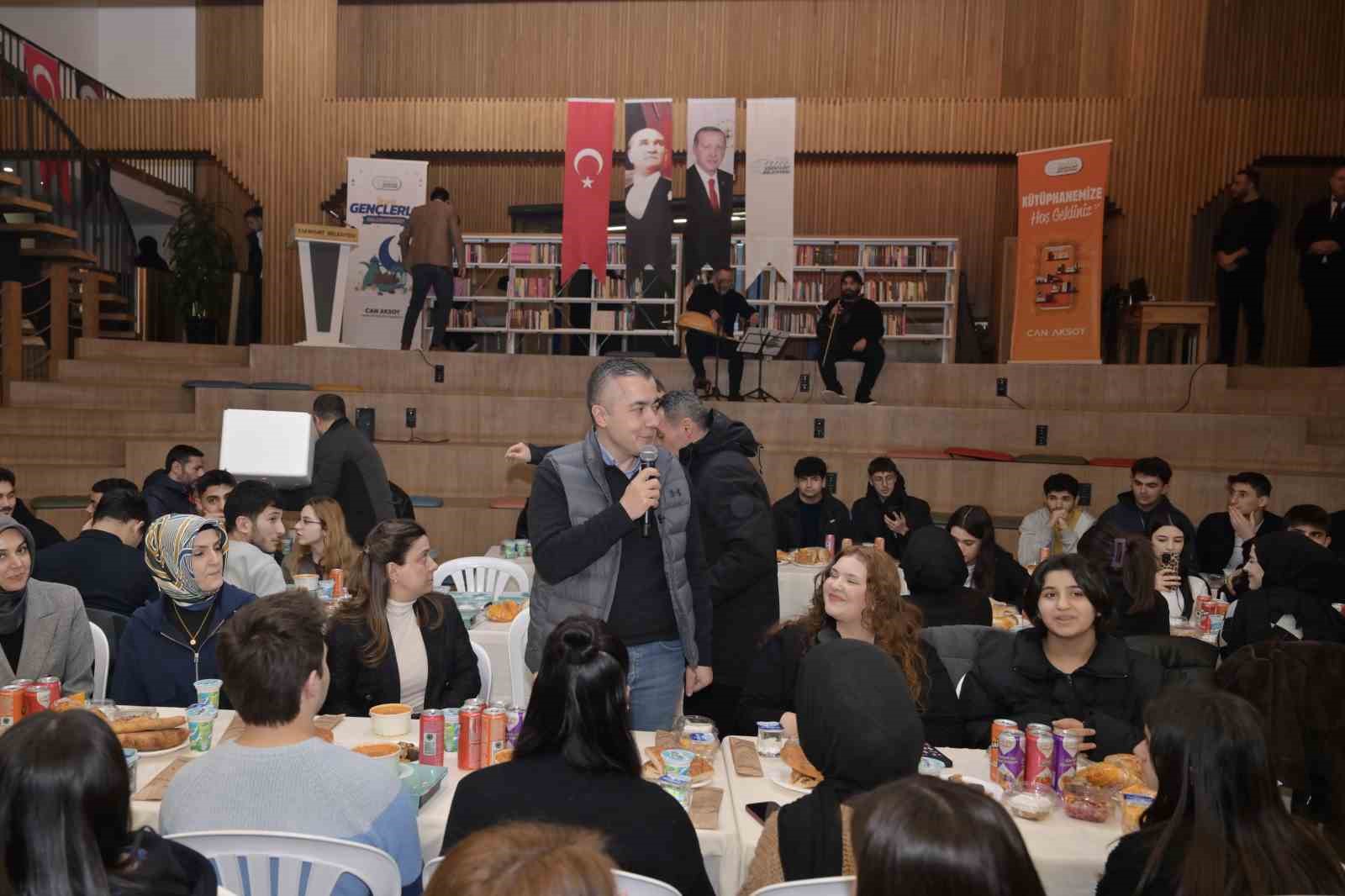 esenyurtta genclerle iftar bulusmasi 2