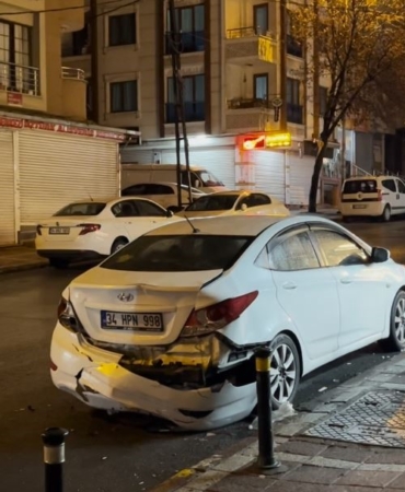 esenyurtta-hafif-ticari-aracin-carptigi-adam-yaralandi-o-anlar-kamerada-eyjgvUKs.jpg