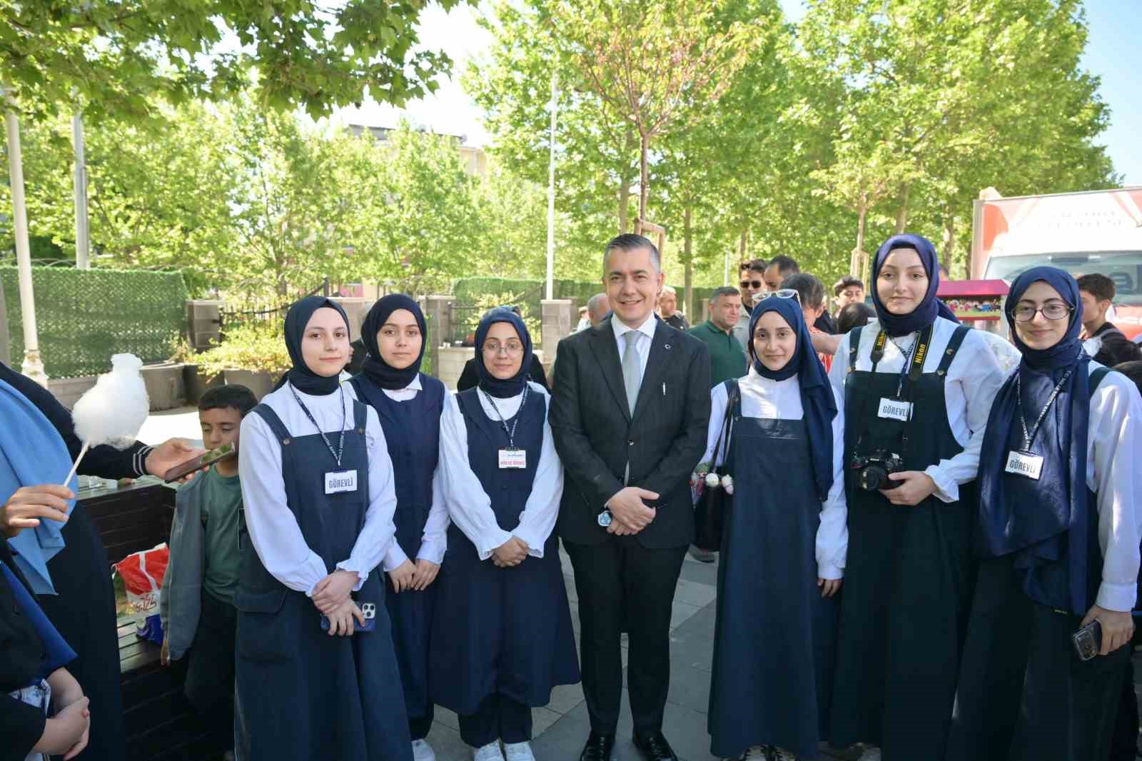 esenyurtta kagit kalem oyunlari turnuvasi finali duzenlendi 5 OqTP59bG