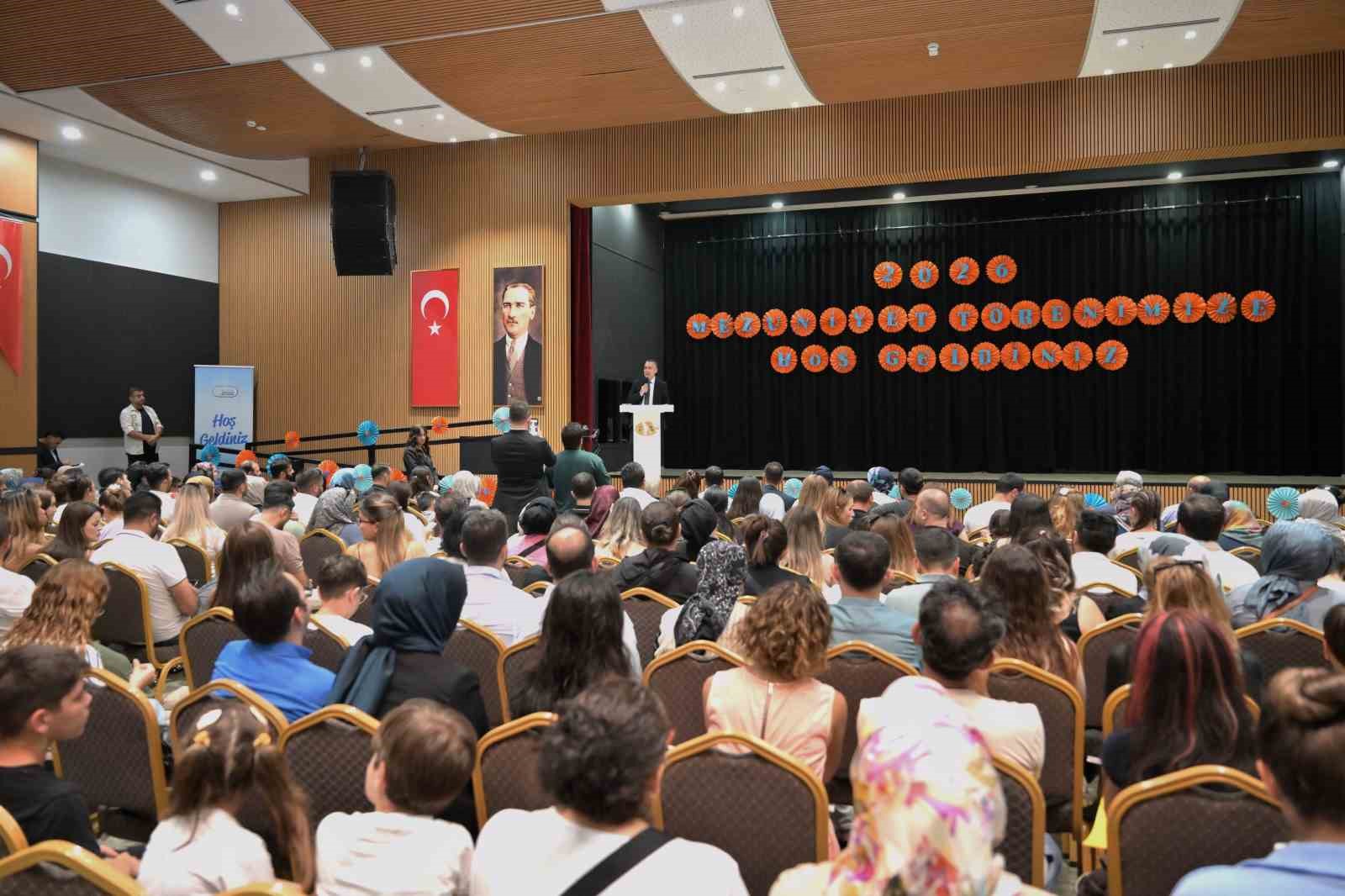 esenyurtta miniklere coskulu mezuniyet toreni 5 STF9fkip