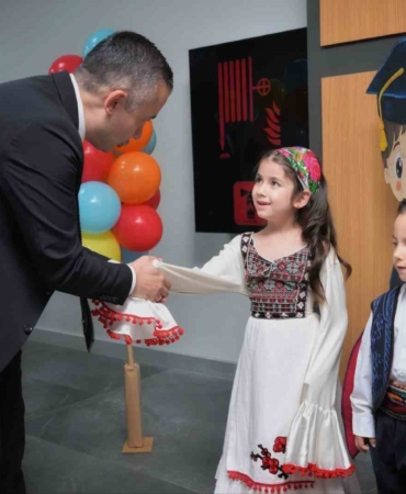 esenyurtta-miniklere-coskulu-mezuniyet-toreni-NNErlUT4.jpg