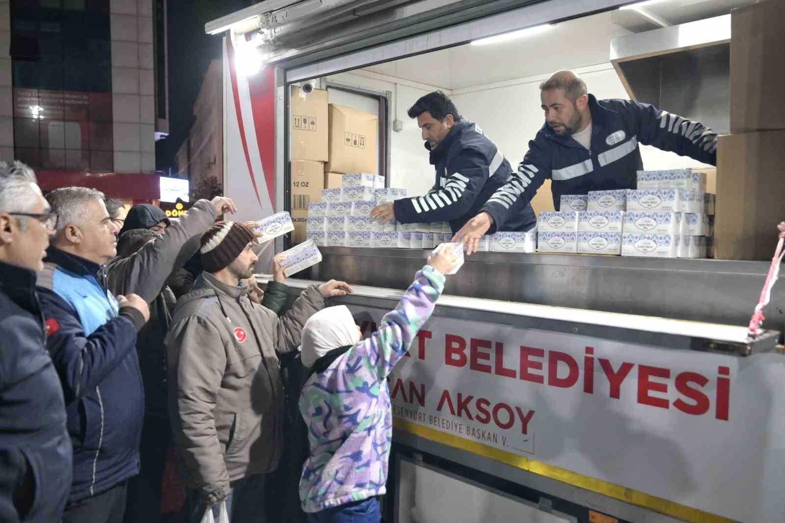 esenyurtta mirac kandilinde gonuller bir oldu 2 3YOO613H