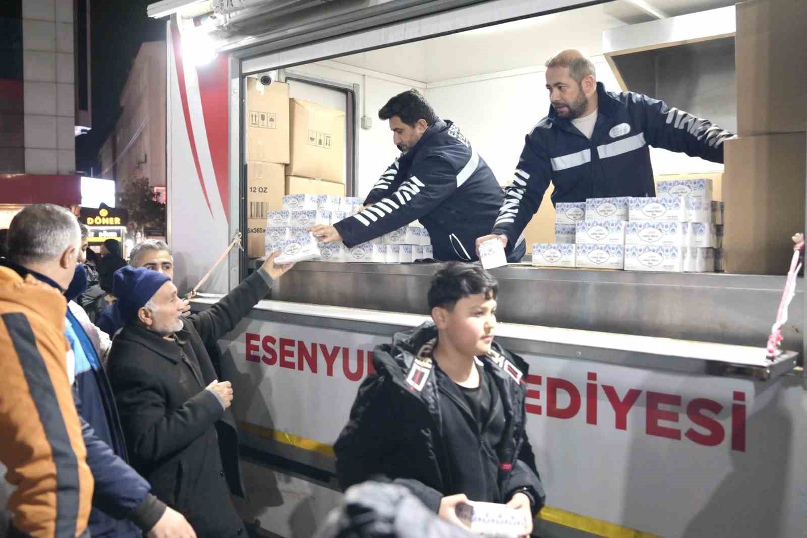 esenyurtta mirac kandilinde gonuller bir oldu 3 tkj7Dazq