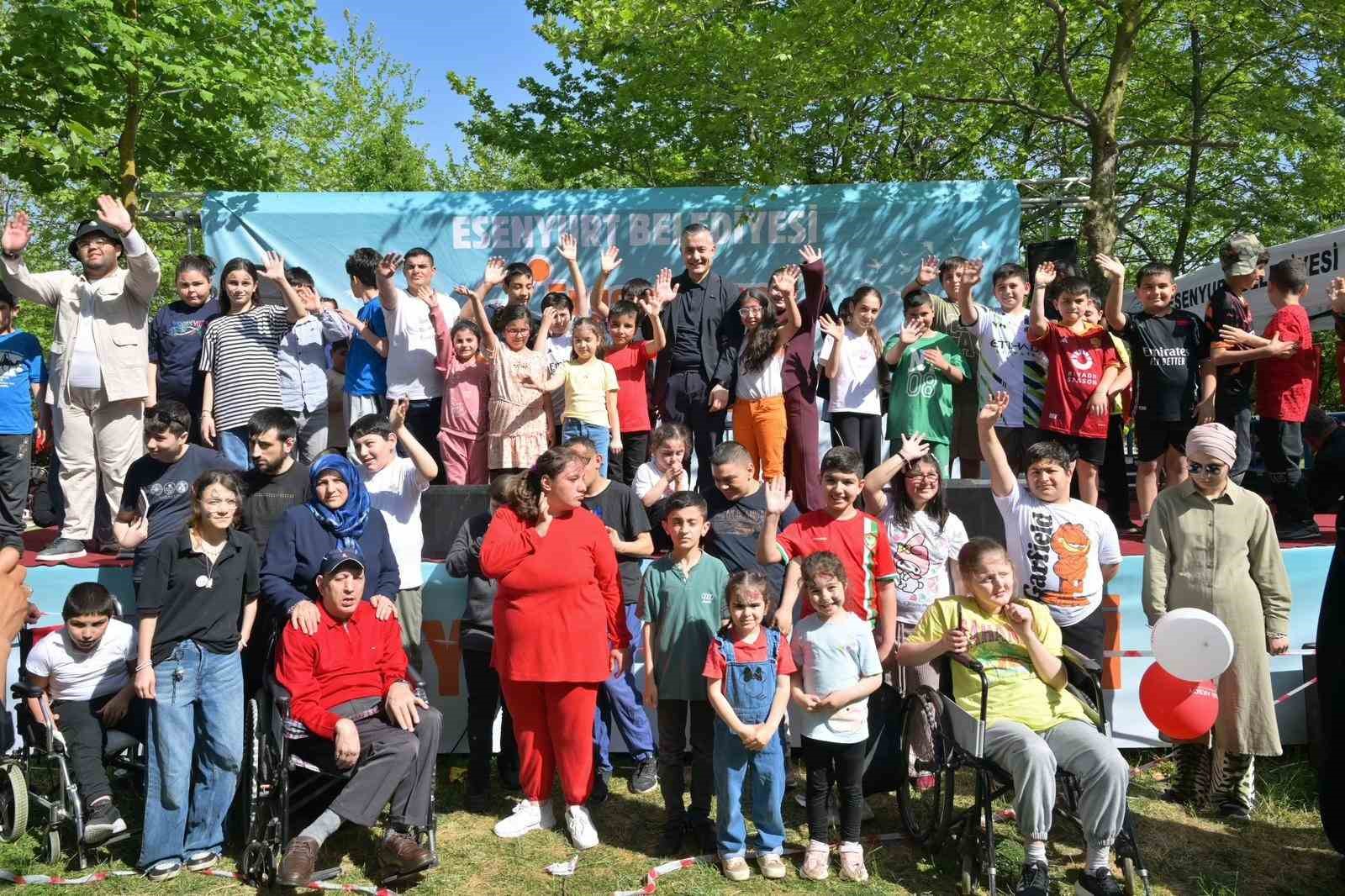esenyurtta ozel bireyler ve ailelerine moral piknigi 2 bfdMHzVf