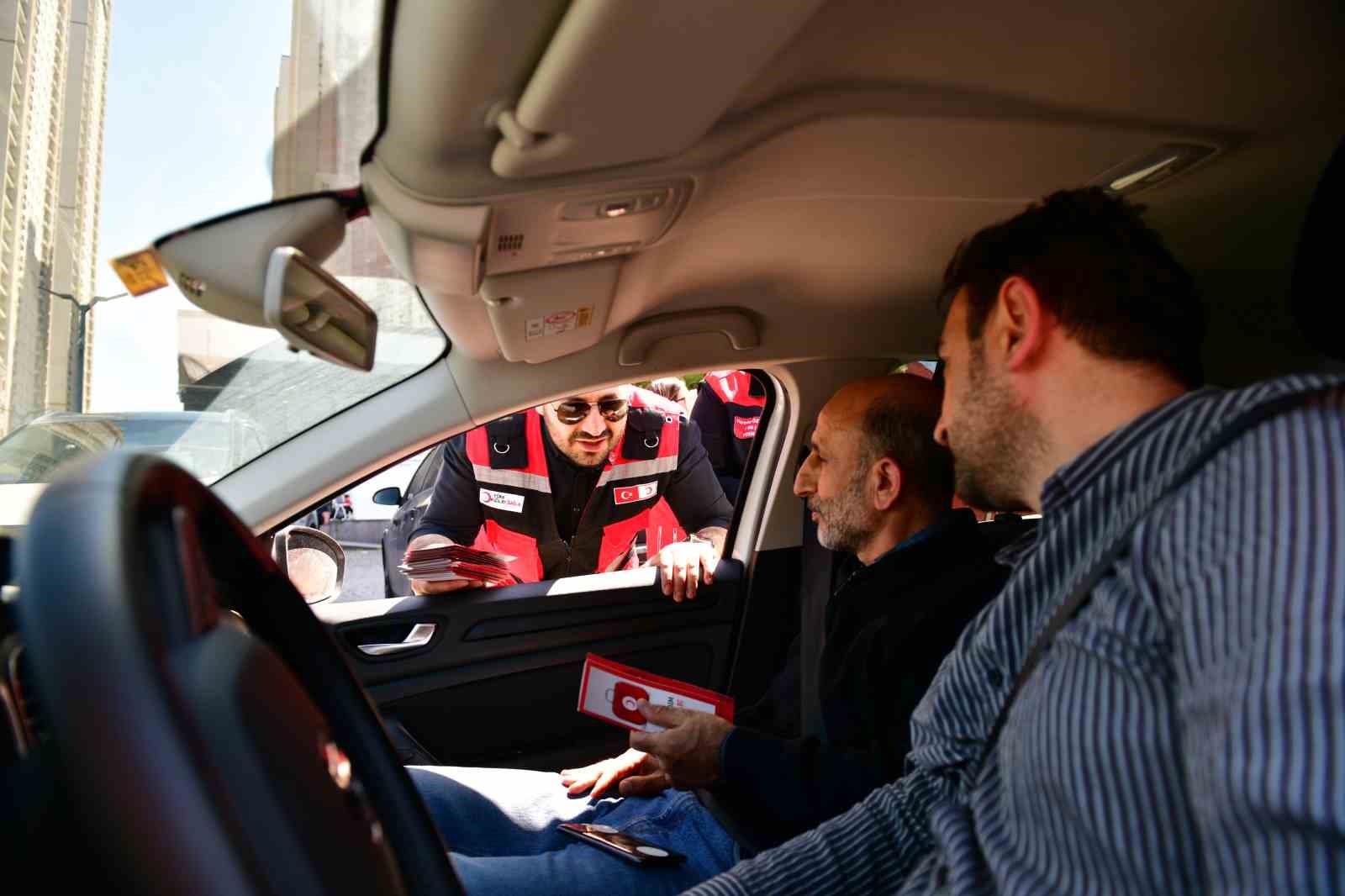 esenyurtta suruculere ilk yardim ve trafik bilinci egitimi verildi 1 qFA5m62h
