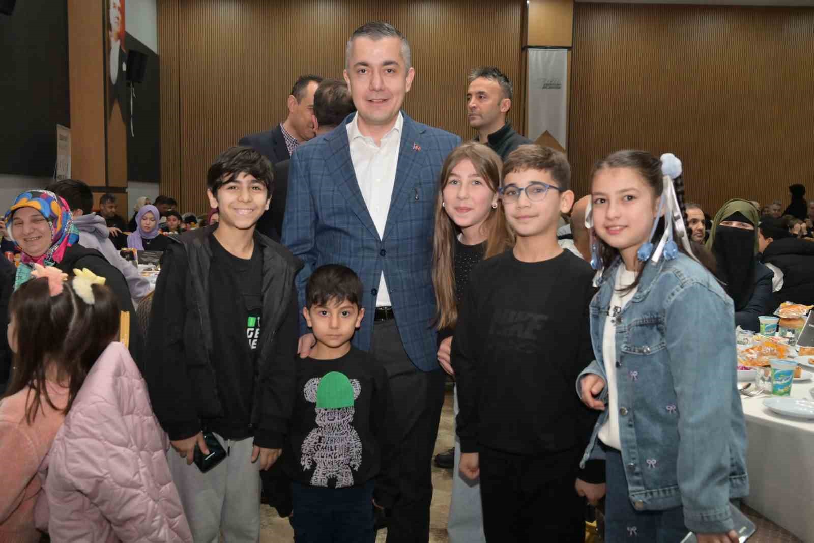 esenyurtta tugva aile iftari programi duzenlendi 4 SvD2BdGF