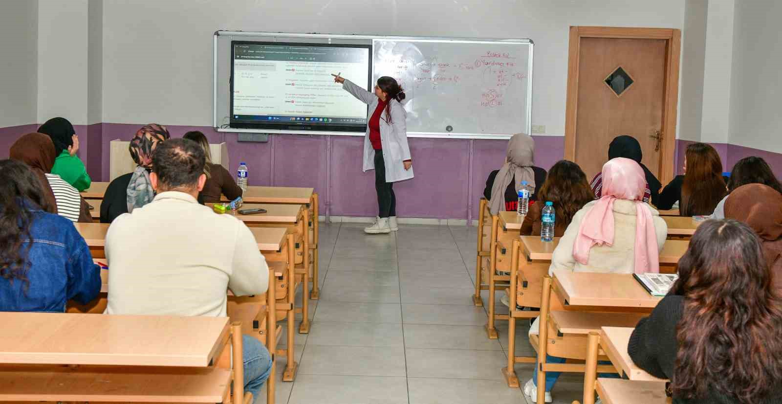 esenyurtta ucretsiz kpss ve dgs kurslari basladi 0 OWqhmvjl