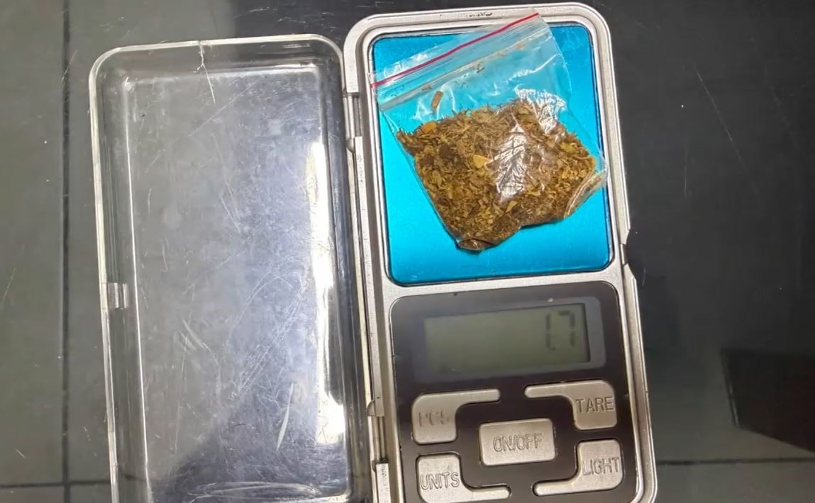 Esenyurt’ta uyuşturucu operasyonu: 3 gözaltı 5 esenyurtta uyusturucu operasyonu 3 gozalti 1 Rck9nGFp