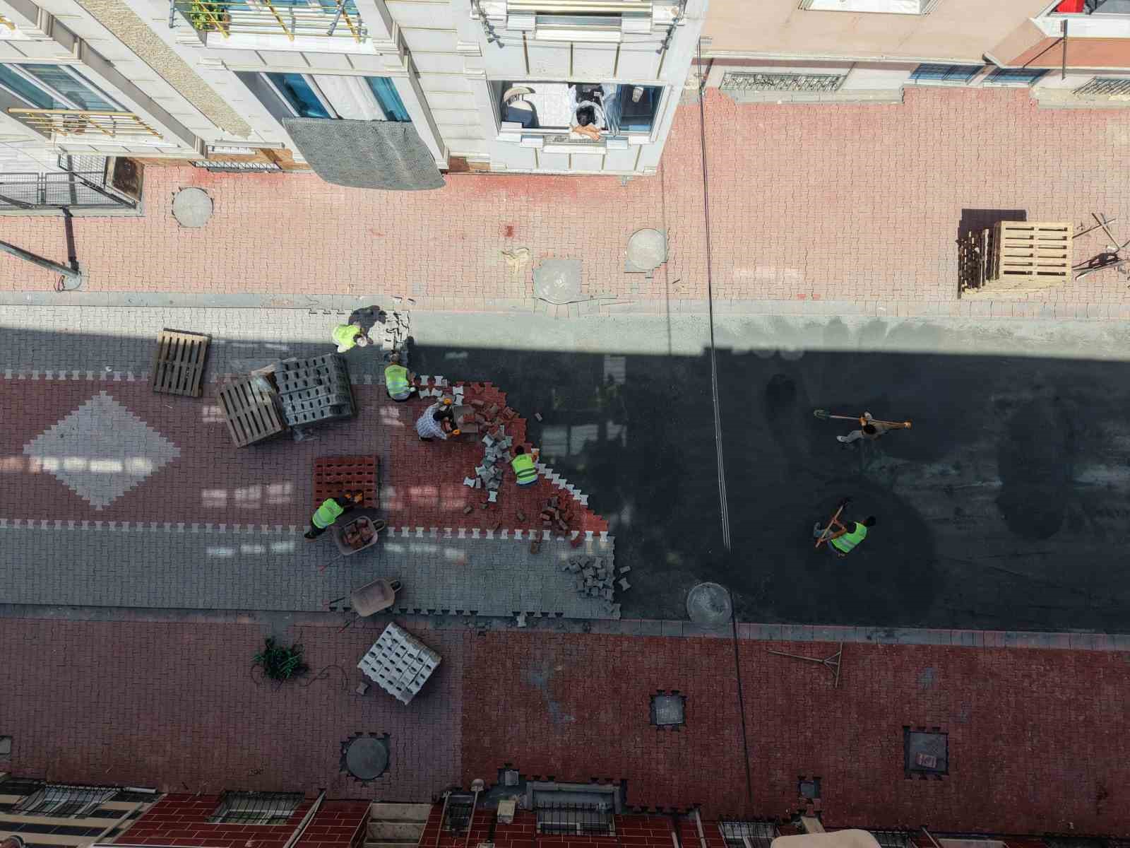 esenyurtta yol yenileme calismalari araliksiz suruyor 1 K4S9ER4k