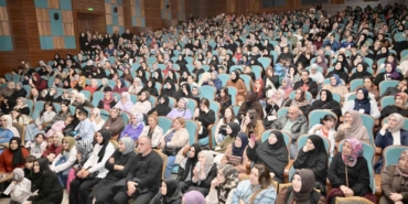 esenyurtta-zor-zamanlarda-aile-olabilmek-soylesisi-yogun-ilgi-gordu-jXbsgP9i.jpg