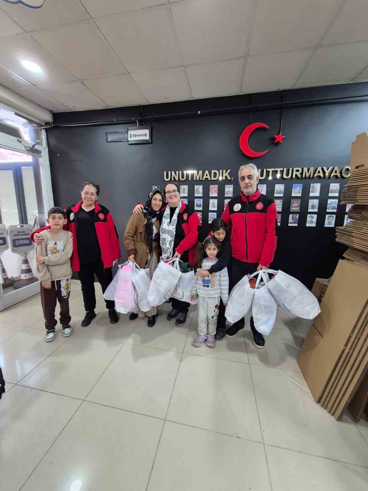 esi cezaevine giren kadin cocuklariyla birlikte hastane mescidine sigindi 5 jIOBcFrf