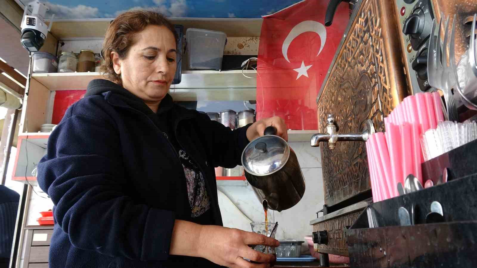 esi eleman bulamayinca kentin tek kadin caycisi oldu 4 rabVOwQn