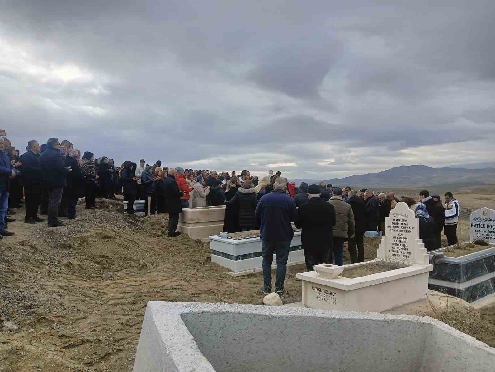 esi eski damadi tarafindan oldurulen adam bana da iki el ates etti ama kursunlar 59GksGlq