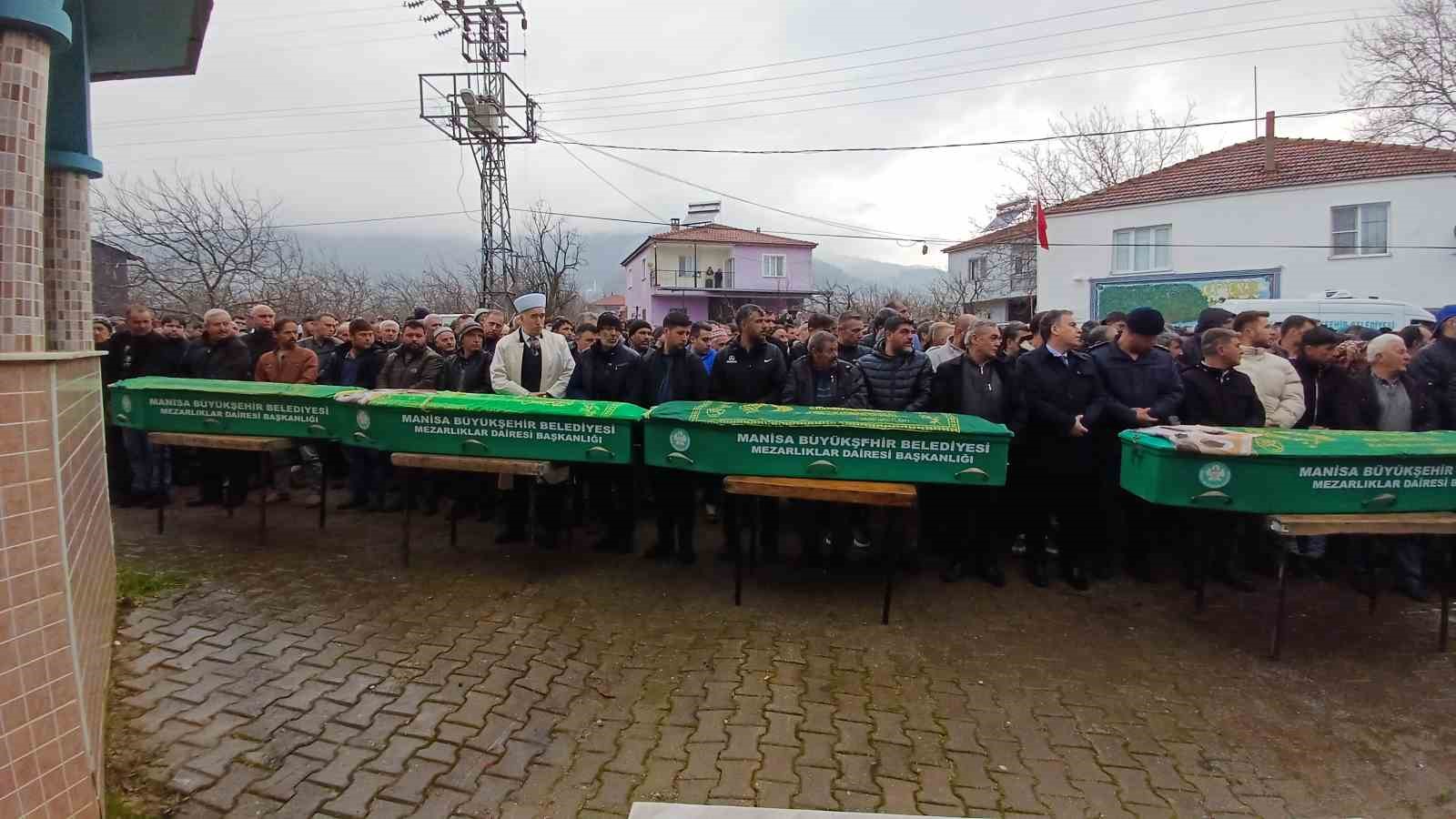 esi ve ailesini katletmisti 4 kisi yan yana topraga verildi 6 KUveBlFN