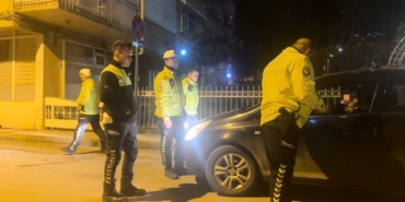 esim-gelmeden-aractan-inmem-dedi-145-promil-alkollu-cikti-1Un44rSP.jpg