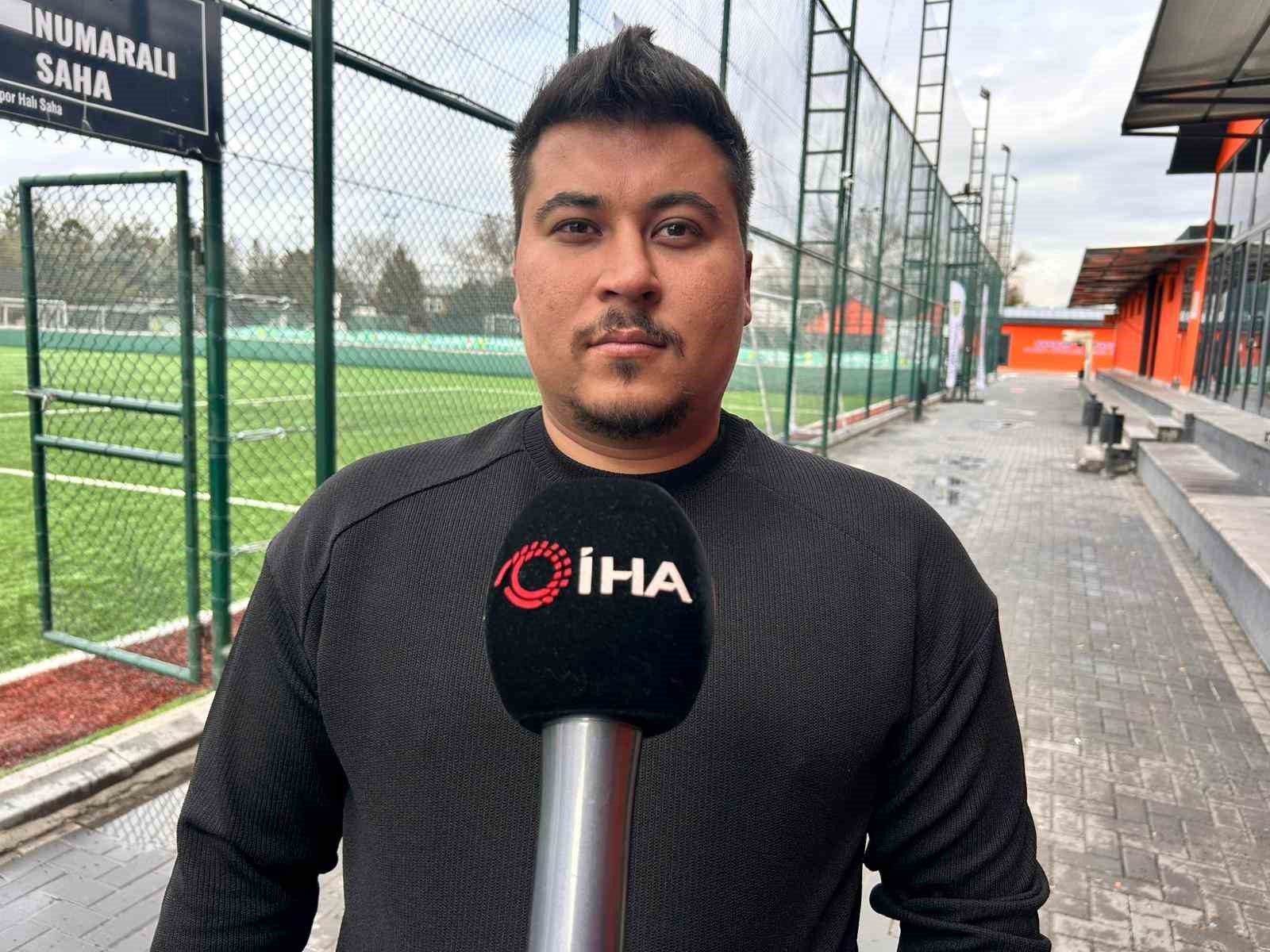 esine hali saha izni veren kadina pankartli tesekkur 2