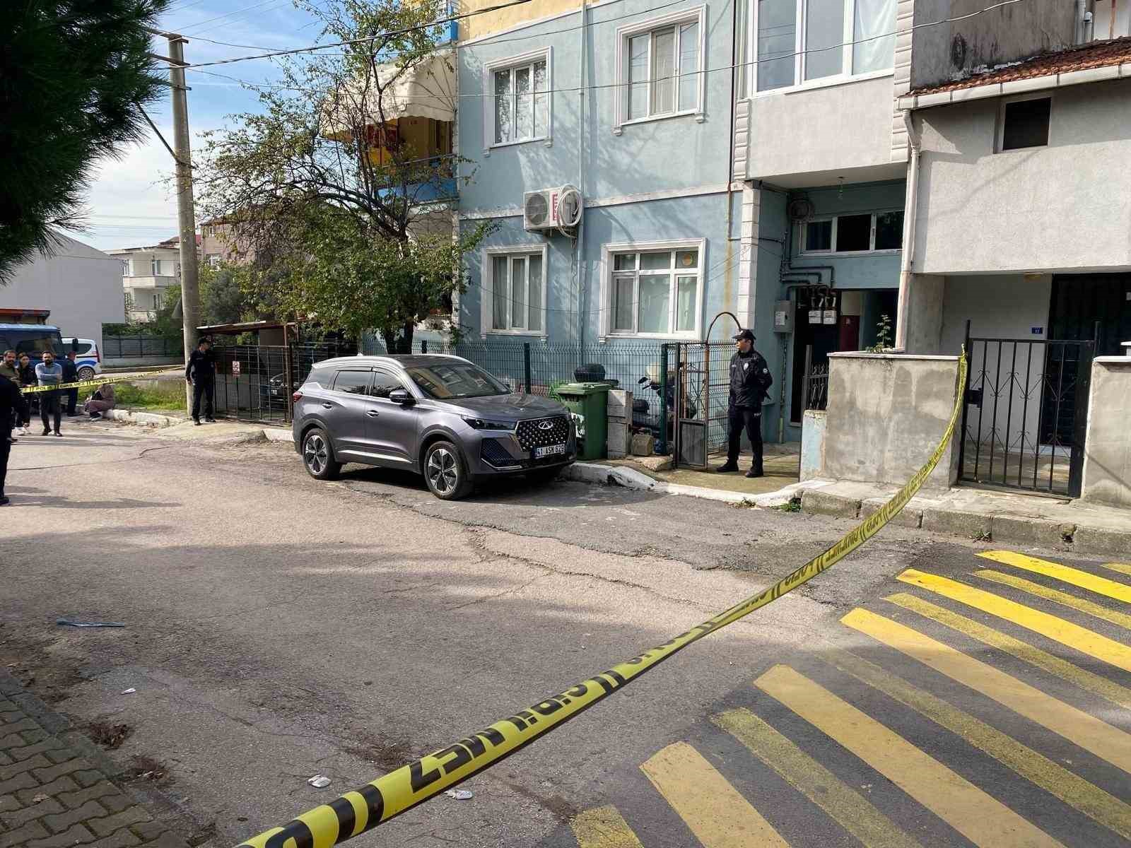 esini 8 bicak darbesiyle oldurup kardesini aramis hakkini helal et binnur oldu 1 upiV5rLz