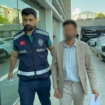 esini-darp-tehdit-ve-israrli-takip-ettigi-one-surulen-kocaya-adli-kontrol-FzDp5ROr.jpg