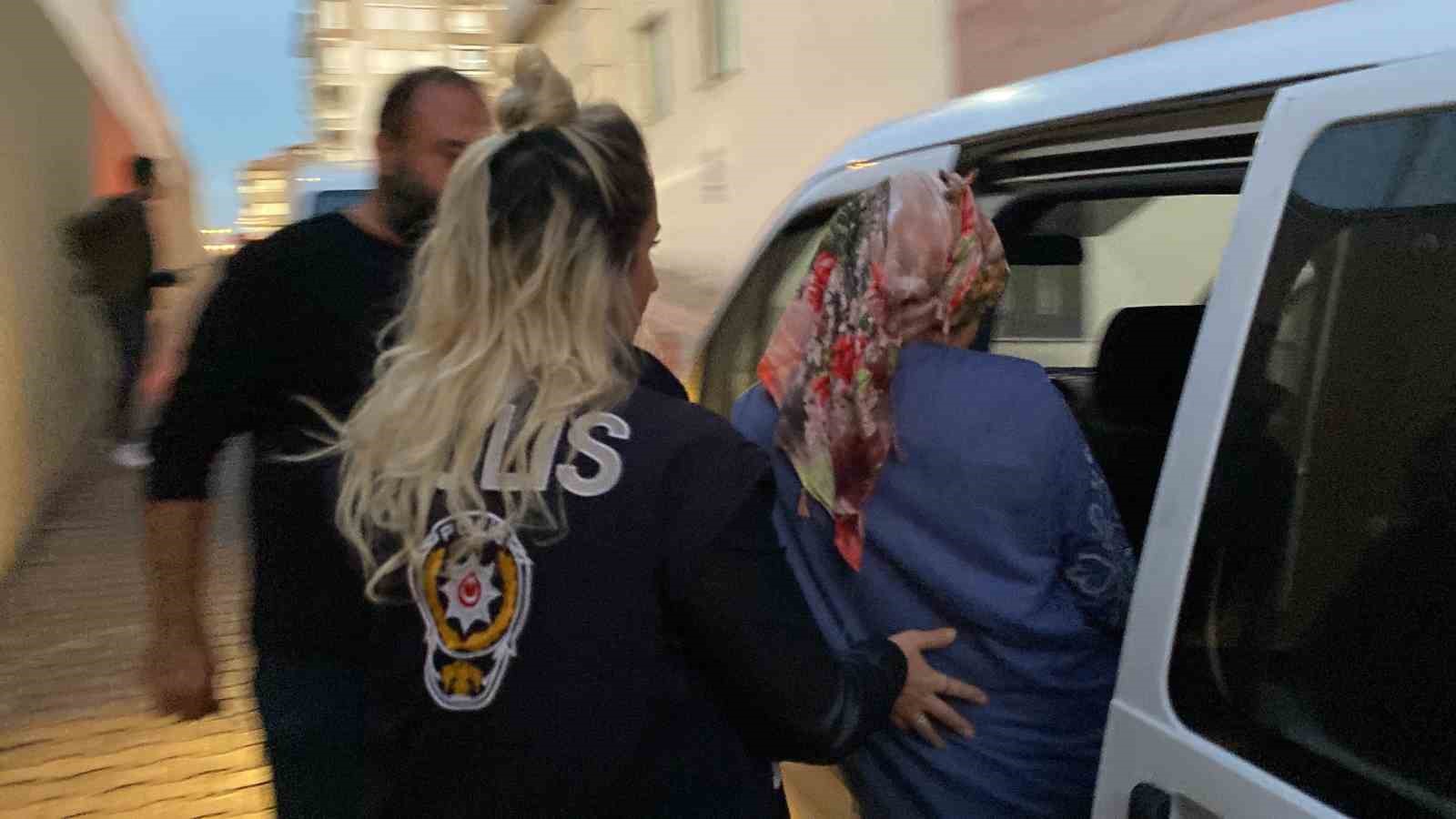 esini olduren kadinin cezasi degismedi 5 FuKbk7EE