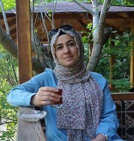 Eşini sokak ortasında öldüren sanığın cezası istinafta 24 yıla indirildi 5 esini sokak ortasinda olduren sanigin cezasi istinafta 24 yila indirildi 1 1yysRmp8
