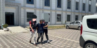 esini-ve-akrabasini-agir-yaralamisti-magdur-kadin-kezzap-tehdidini-anlatti-mc4vIaG7.jpg