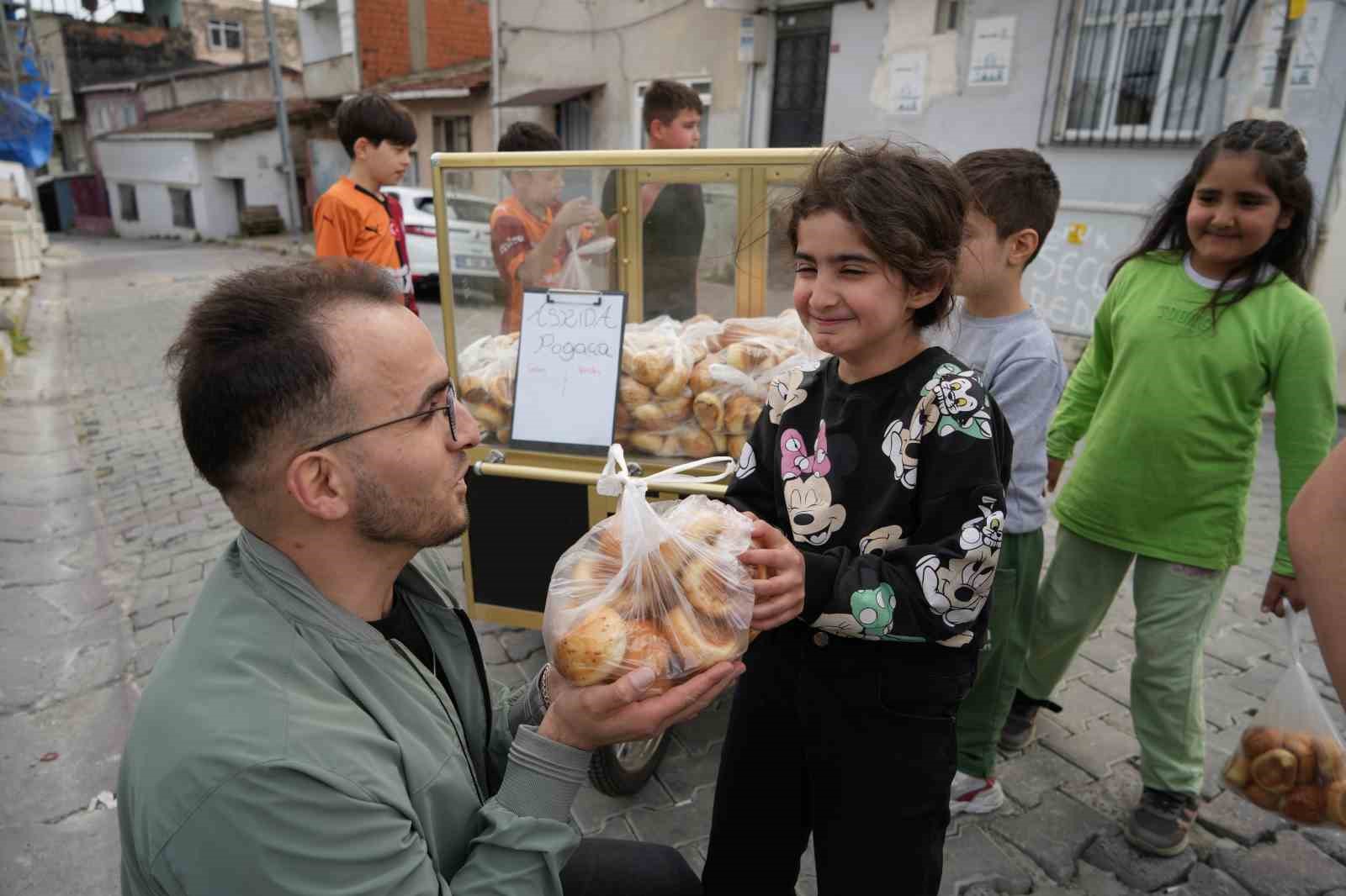 esiyle birlikte yaptigi pogacalarla insanlara umut oluyor 6 rm6BJbvL