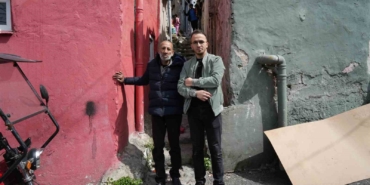 esiyle-birlikte-yaptigi-pogacalarla-insanlara-umut-oluyor-EAv7BzNb.jpg