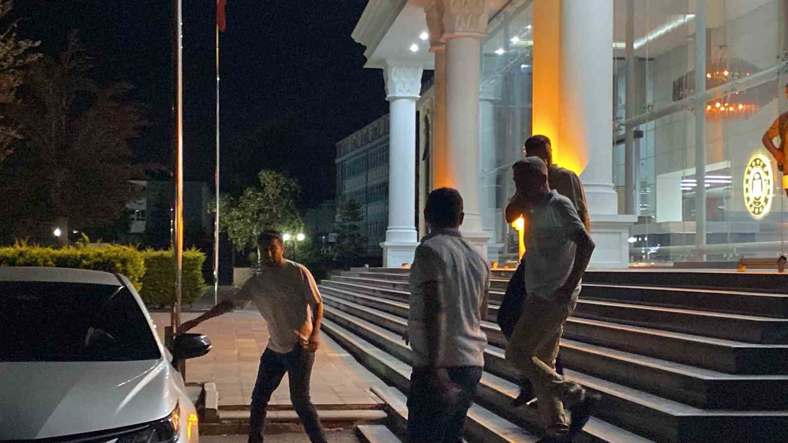 eski akcakoca belediye baskani fikret albayrak yeniden tutuklandi 1 yjJi1hrN