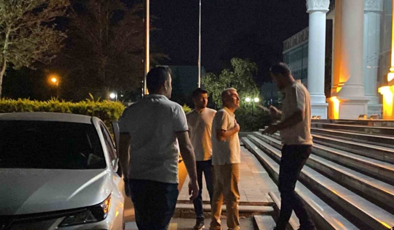 eski-akcakoca-belediye-baskani-fikret-albayrak-yeniden-tutuklandi-Lex6OdYd.jpg