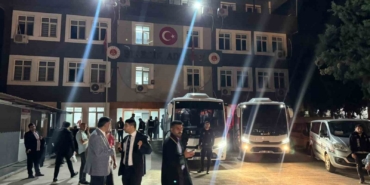 eski-belediye-baskani-seref-albayrak-ile-birlikte-29-kisi-tutuklandi-M6rIu2vL.jpg