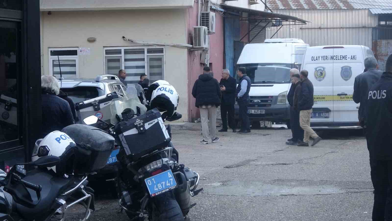 eski calistigi is yerini basip 4 kisiyi vuran sahis catida yakalandi 3 S9VSjyrt