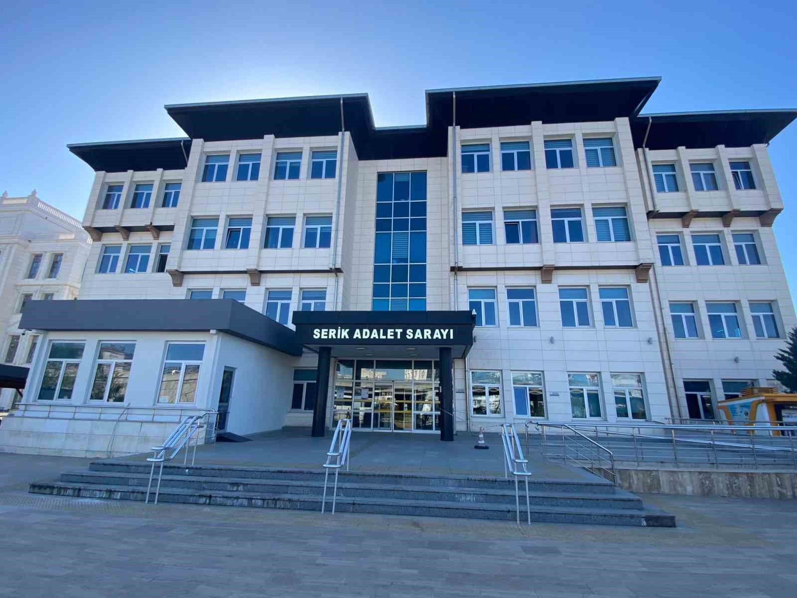 eski chp ilce baskani ve dsi 13 bolge mudur yardimcisi rusvet sorusturmasinda tutuklandi 0