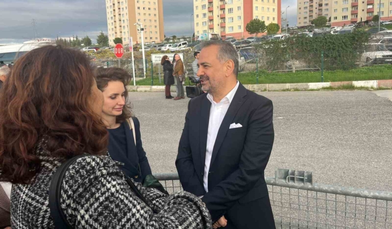eski-chp-izmir-il-baskani-senol-aslanoglu-yeniden-gozaltina-alindi-q6pDYIjd.jpg