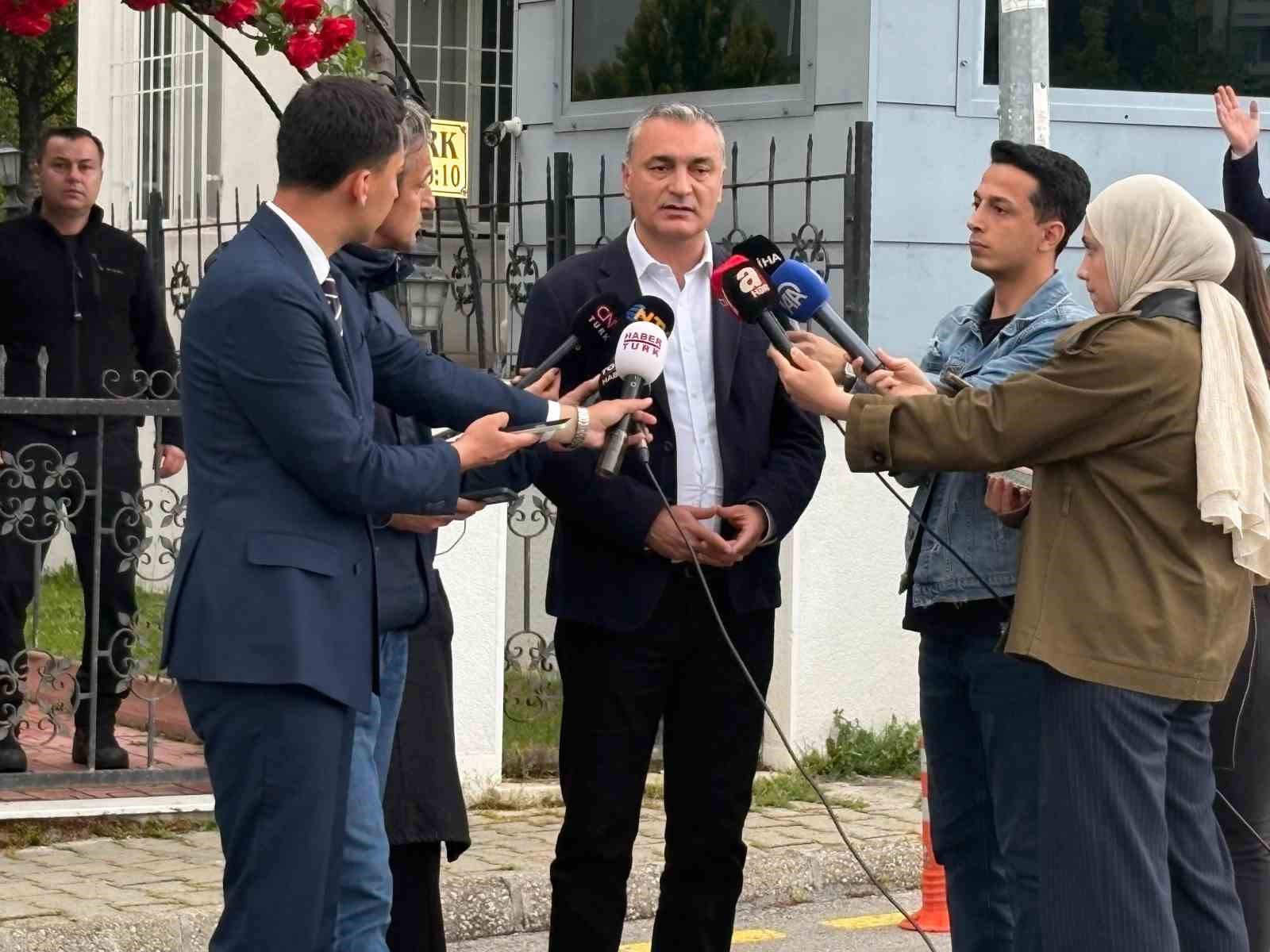 eski chp milletvekili muslum sari partinin ici cok harap gercekten cok uzucu 1 6TjO5GvE