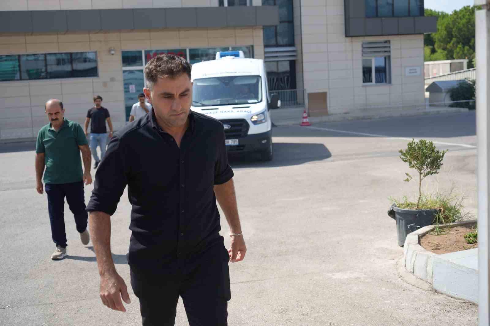 Eski eşini eşarbı ve yastıkla boğan sanık: "Yastıkla yüzünü kapattım, öldüğünü anladım" 8 eski esini esarbi ve yastikla bogan sanik yastikla yuzunu kapattim oldugunu anladim 4 UOVFpebL