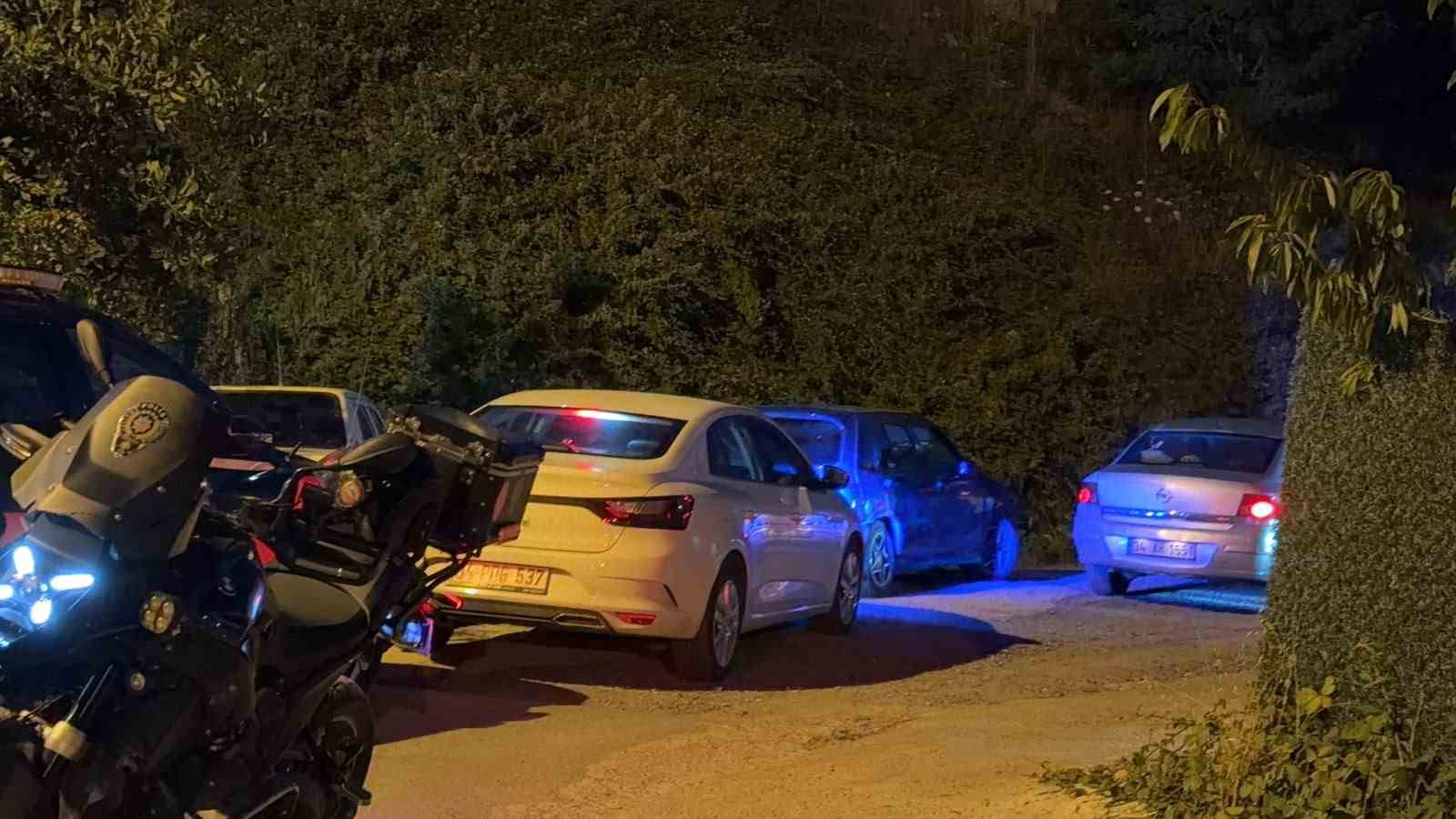 eski esini ve cocugunu pompali tufekle oldurup intihar etti 0 sLbKYrXQ