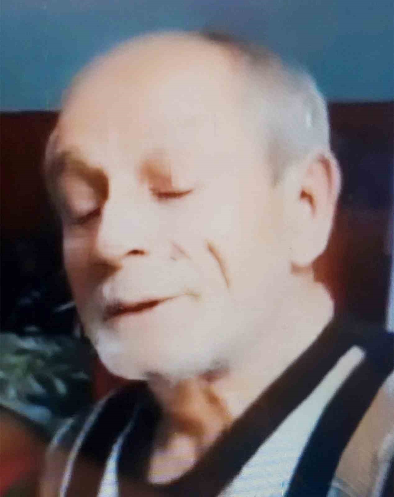 Eski eşinin dedesini öldürüp 4 gün bodrumda saklayan sanık: "Olayı neden yaptım hatırlamıyorum" 7 eski esinin dedesini oldurup 4 gun bodrumda saklayan sanik olayi neden yaptim hatirlamiyorum 3 ZNsJ1ZcC