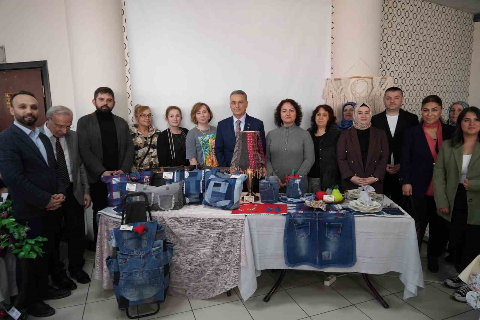 eski esyalar yeniden dogdu ilkadimda sifir atik sergisi 2 E5tJ2BqF