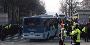 eski-guney-kore-devlet-baskani-yoona-5-yil-hapis-cezasi-GJZaw6x9.jpg