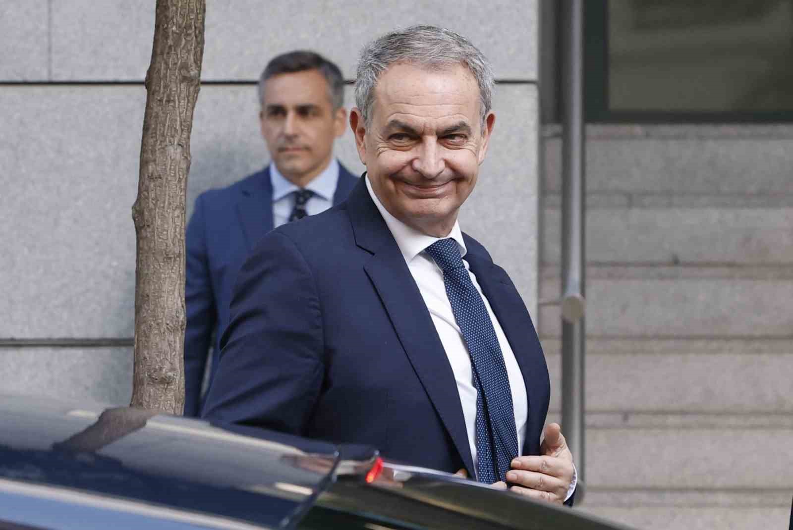 eski ispanya basbakani zapatero yolsuzluk davasinda hakim karsisinda 0 Xri3PAZa