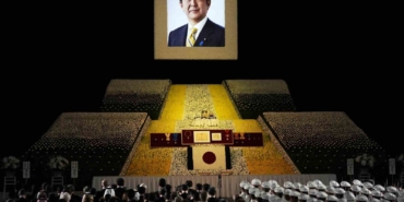 eski-japonya-basbakani-shinzo-abenin-katiline-muebbet-hapis-wTTYmDwr.jpg