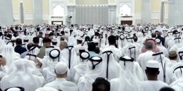 eski-katar-emiri-al-thani-icin-dohada-cenaze-namazi-kilindi-6hL6PYBV.jpg