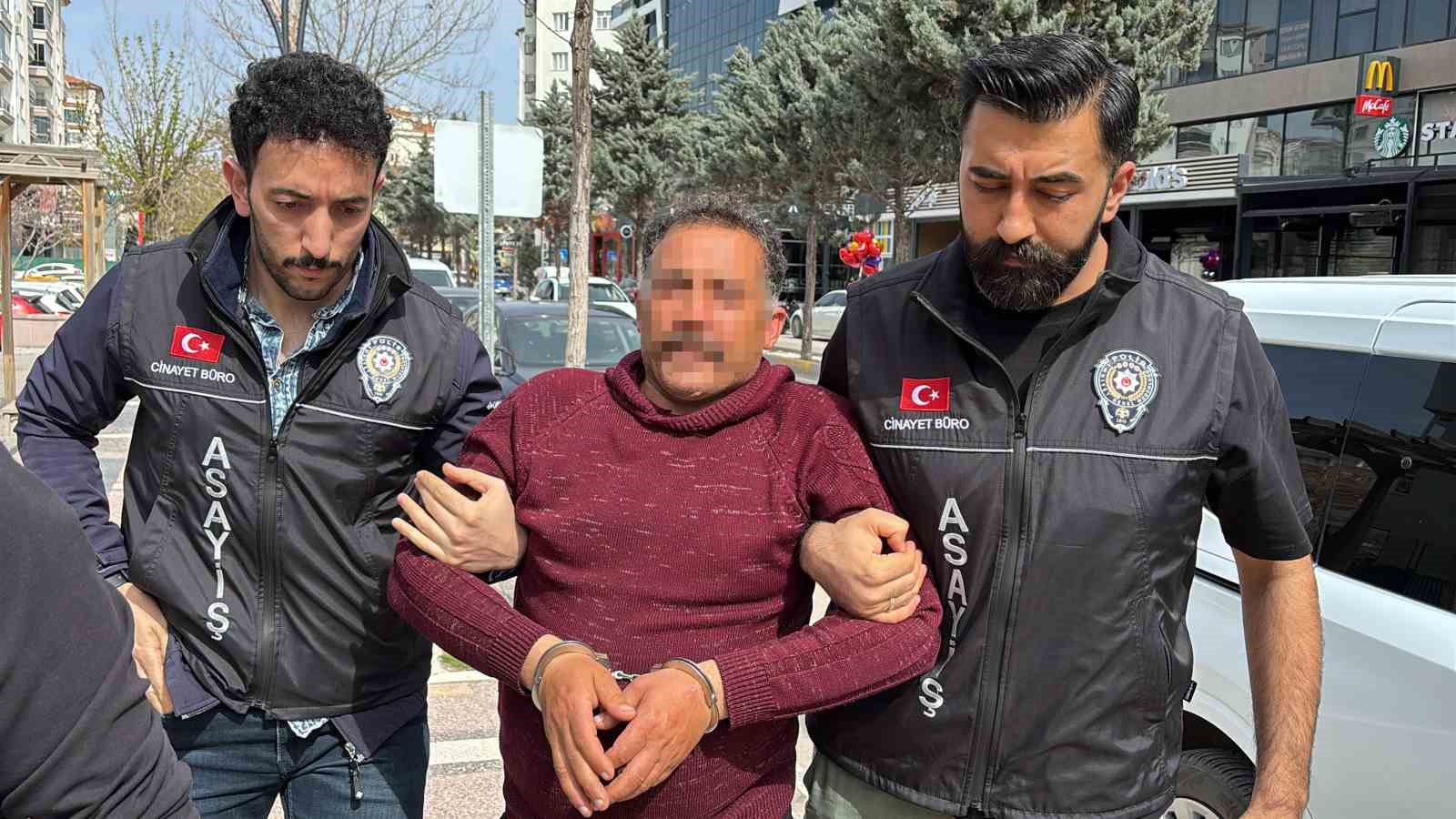 eski kayinpederi olan oz amcasinin evine kursun yagdirdi 1 olu 0 l4BgdWmK
