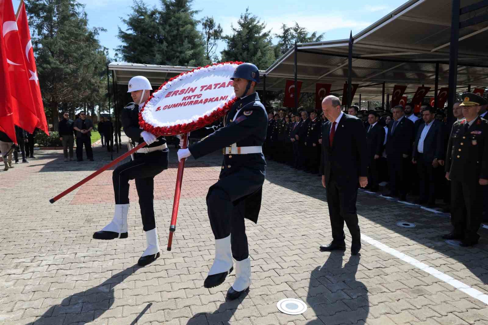 eski kktc cumhurbaskani tatar sanliurfanin kurtulusunun 106 yil donumu torenine katildi 4 pud2DjnR