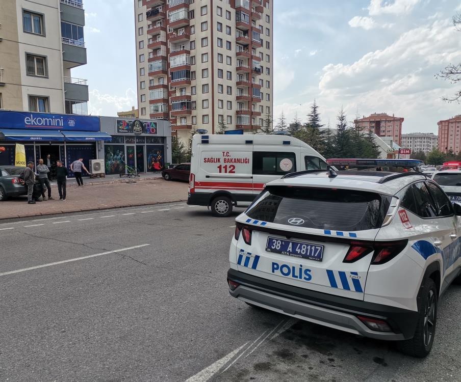 eski komsusunu vuran kadin evlenme istegimi reddetti vurdum 1 rkwmJFhO