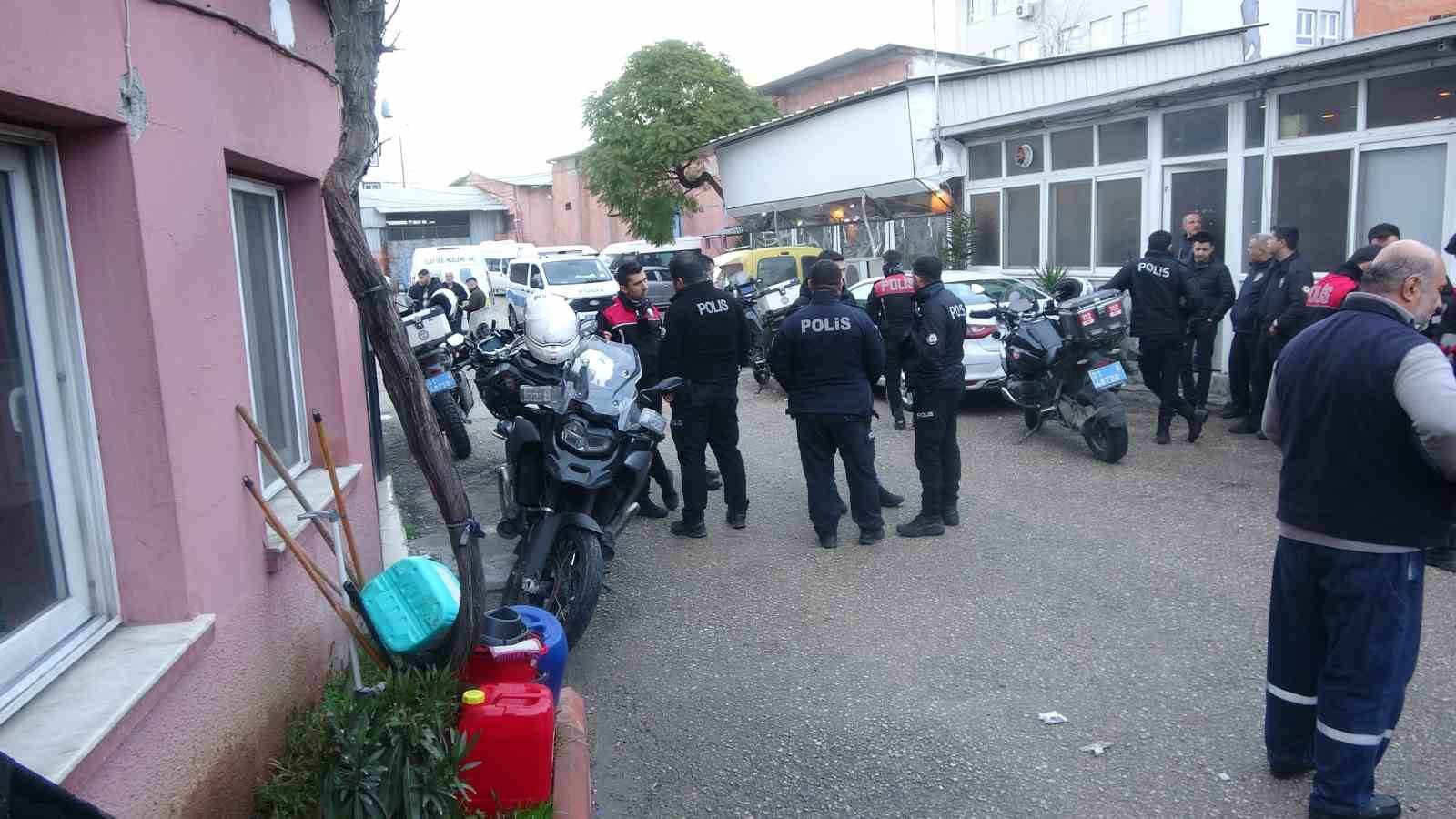 eski mesai arkadaslarini vuran supheli tutuklandi cinnet getirdim hedef gozetmedim dedi 3 U1hkPC1O